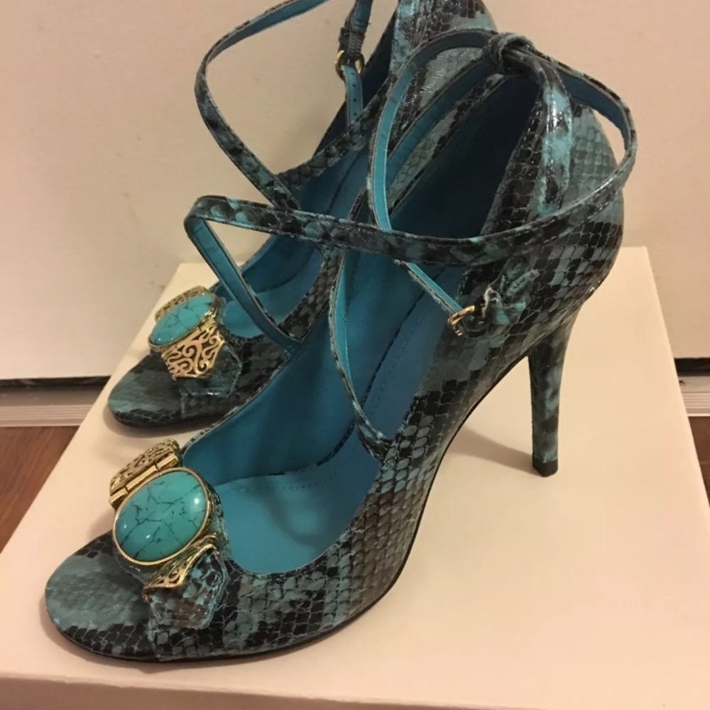 Shoes - Picture 3 of 5